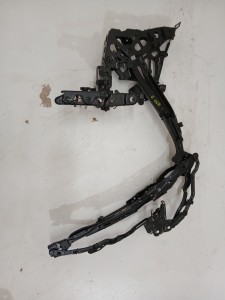 ZAWIAS DACHU PRAWY BMW E93 OE