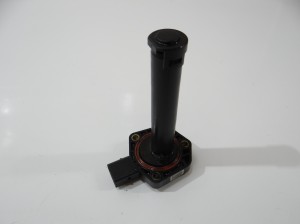 CZUJNIK POZIOMU OLEJU BMW E60 E61 LIFT N47 2.0D 7567722