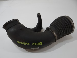 PRZEWÓD POWIETRZA BMW E60 E83 LCI N47 7803843