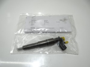 BMW E60 E61 3.0 D WTRYSKIWACZ 0445115048