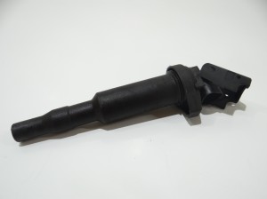 CEWKA ZAPŁONOWA BMW E60 N62B44A 0221504464