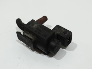 ZAWÓR BMW E60 E90 PODCIŚNIENIA N47D20A 7810831 (4287404)