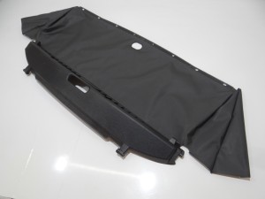 POJEMNIK NA DACH BMW E88 7181953