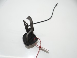 ZAMEK RYGIEL MASKI LEWY BMW F10 F11 7183763