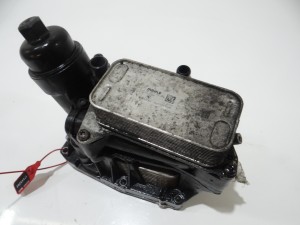OBUDOWA FILTRA OLEJU CHŁODNICZKA BMW F10 N47 2.0D 8507627