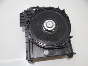 GŁOŚNIK NISKOTONOWY PRAWY BMW F10 F11 9195200
