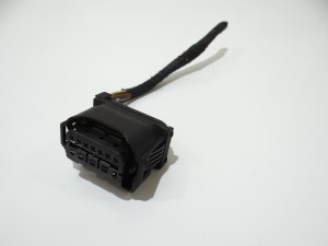 KOSTKA LAMPY PRZÓD BMW F10 H7