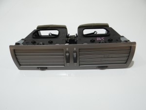 KRATKA NAWIEWU KLIMATYZACJI BMW E65 8223599