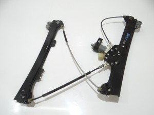 PODNOŚNIK SZYBY PRAWY PRZÓD BMW 5 E60 7184384