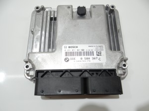 BMW X1 E84 KOMPUTER STEROWNIK SILNIKA 2.0D 8580307