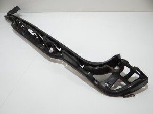 BMW E60 E61 LCI ŚLIZG ZDERZAKA ŚRODKOWY TYŁ M PAKIET 7060797