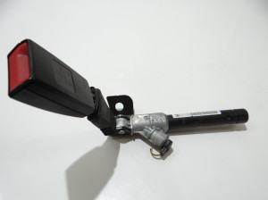 NAPINACZ PASA LEWY TYŁ BMW E91 6983007