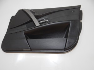 BOCZEK DRZWI PRAWY PRZÓD PRZEDNI BMW E60 E61 OE (4647913)