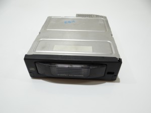 ZMIENIARKA PŁYT CD BMW E60 E61 6941416 (4647457)