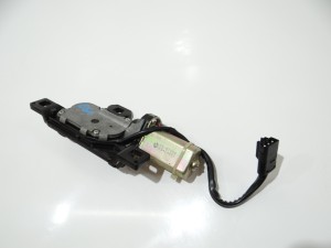 ZAMEK RYGIEL KLAPY BAGAŻNIKA BMW 5 E61 7129931 (4647459)