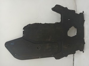 OSŁONA POD SKRZYNIE BMW E60 E61 AUTOMAT .