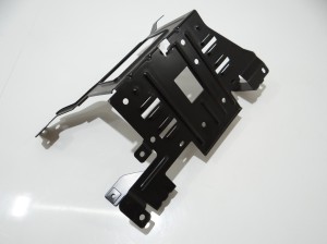 UCHWYT MOCOWANIE WZMACNIACZA BMW E90 E91 E92 E93 OE 6945072