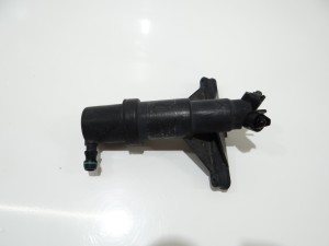 DYSZA SPRYSKIWACZ LAMPY BMW E60 E61 OE (4647944)