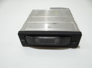ZMIENIARKA PŁYT CD BMW 5 E60 E61 9131850 (4647977)