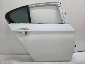 DRZWI PRAWE TYLNE BMW F10 300