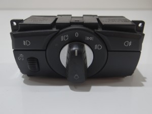 WŁĄCZNIK PRZEŁĄCZNIK ŚWIATEŁ BMW E60 E61 OE 6988565 (4822676)