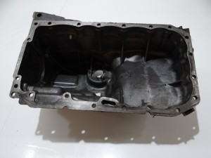 MISKA MISA OLEJOWA BMW E60 E61 N47D20A 2.0D OE 7803071 (20189997)