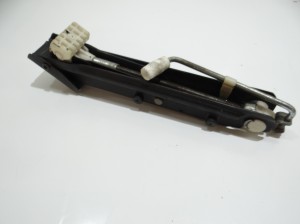 LEWAREK PODNOŚNIK BMW E60 E61 OE 1092710 (4822806)