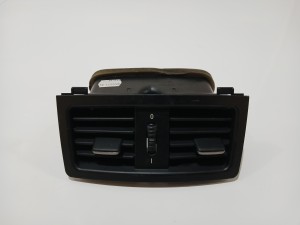 KRATKA NAWIEWU KLIMATYZACJI TYŁ BMW E61 OE 7918447 (4642336)