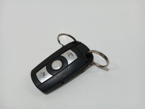 KLUCZYK PILOT BMW E60 E61 E87 E90 OE (4642337)
