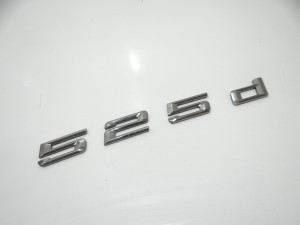 NAPIS EMBLEMAT 525d BMW E61