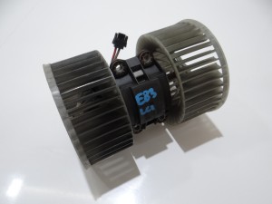 WENTYLATOR DMUCHAWY  BMW X3 E83 LCI