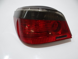 LAMPA LEWA TYLNA TYŁ BMW E60 7165737