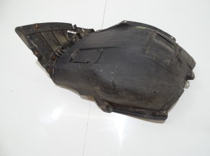 NADKOLE PRAWY PRZÓD BMW E90 E91 LCI OE 7172500 (20186214)