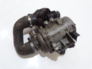 ELEKTRYCZNA POMPA WODY BMW E60 E61 N53B25 OE 7586924 (4642827)
