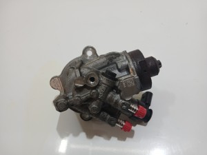 POMPA WTRYSKOWA BMW F20 N47D20C OE 7823452