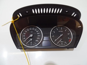 LICZNIK ZEGAR BMW E60 E61 BENZYNA EU 9177255