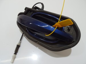 KLAMKA DRZWI PRAWA TYLNA BMW E60 A76/5 TIEFSEEBLAU