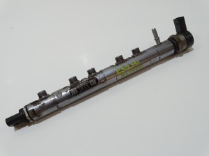 LISTWA WTRYSKOWA BMW X1 E84 E90 E91 N47D20C 7809127