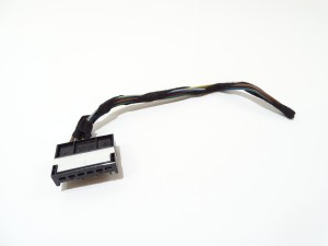 KOSTKA LAMPY TYLNEJ W BŁOTNIK BMW E90