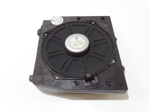 GŁOŚNIK NISKOTONOWY PRAWY SUBWOOFER BMW X3 E83 LCI 6990102