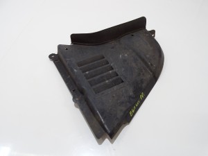 OSŁONA TRÓJKĄT NADKOLA PRAWY PRZÓD BMW E60 E61 LCI 7033754