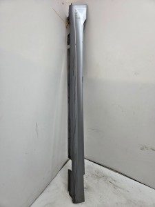 LISTWA PROGOWA PRAWA BMW E60 E61 M PAKIET A08/7 SILBERGRAU