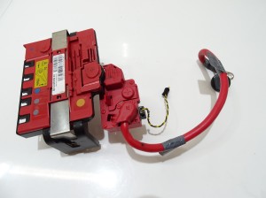 KLEMA PLUSOWA RODZIELACZ BMW E90 LCI OE 6988974