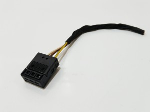 KOSTKA WTYCZKA LAMPY TYŁ TYLNEJ W KLAPĘ BMW E61 OE (4824764)