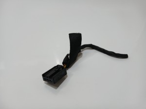 KOSTKA LAMPY TYŁ W KLAPĘ BMW E61 (4824868)